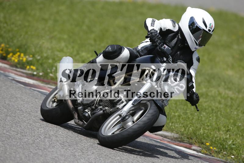 /Archiv-2024/29 12.06.2024 MOTO.CH Track Day ADR/Gruppe blau/92